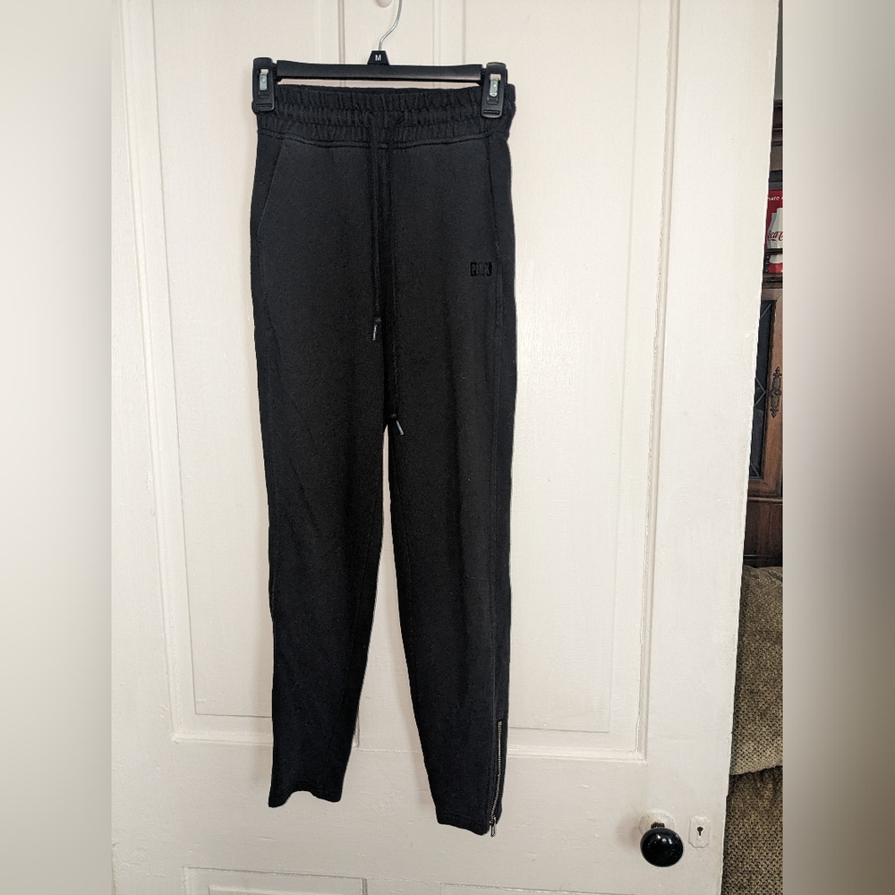 VS PINK sweatpants